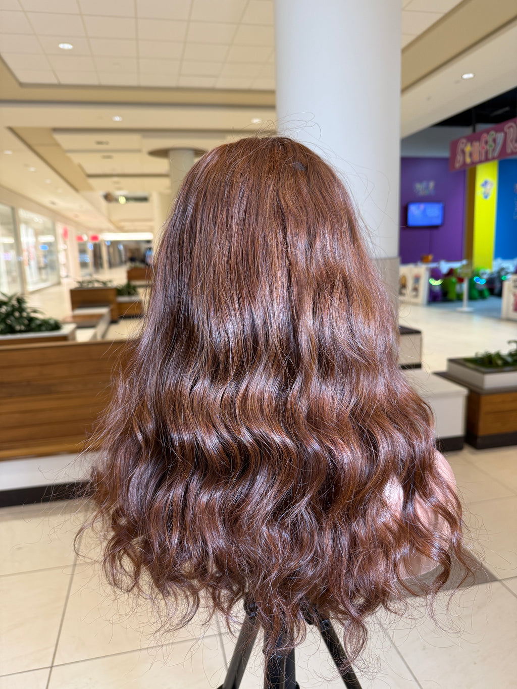 16" Reign curls