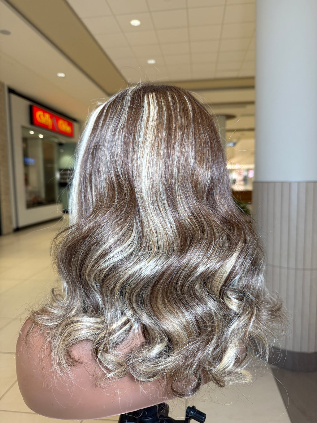 14" Luna wave Wig