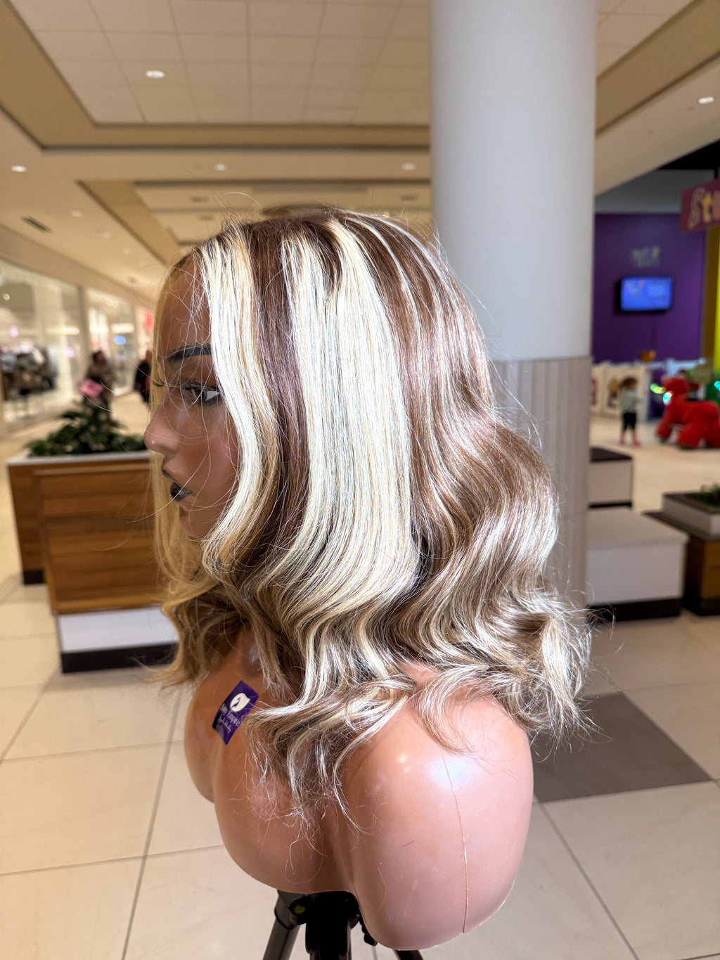 14" Luna wave Wig
