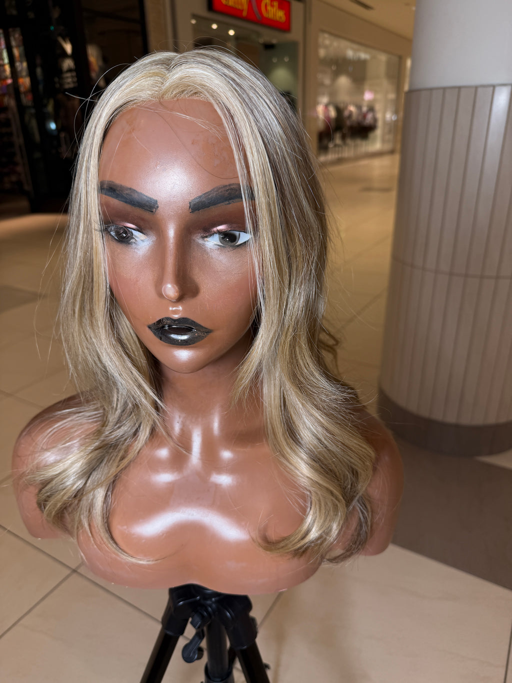 16" wig
